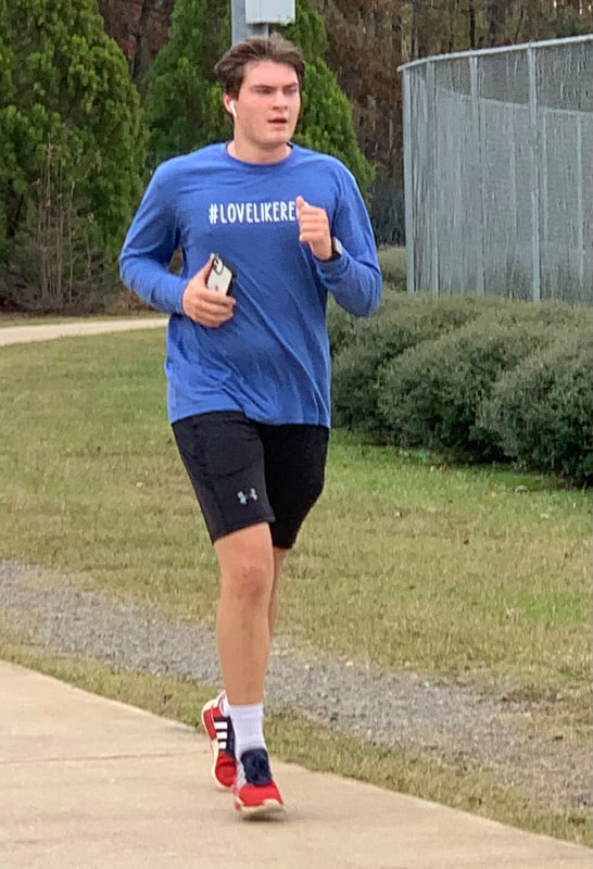 LoveLikeReed 5K race photo