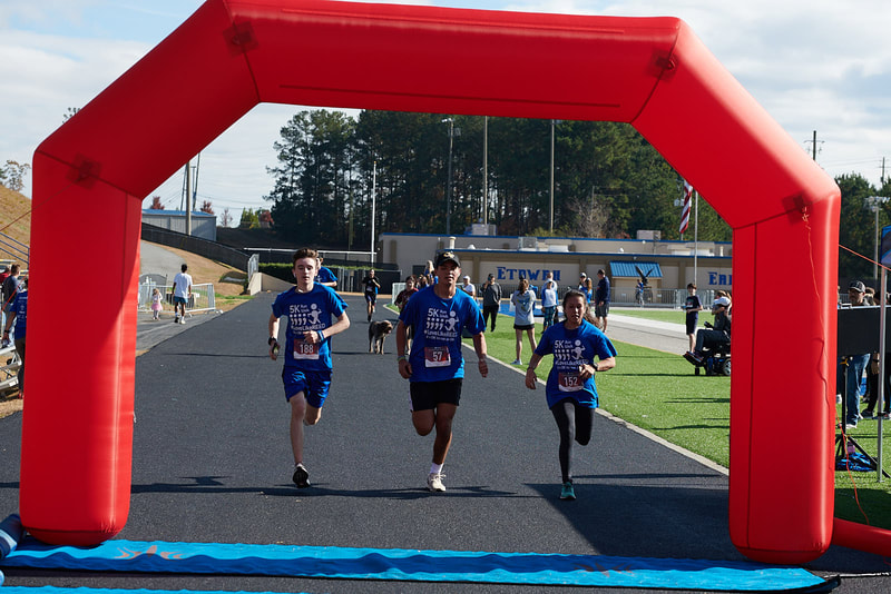 LoveLikeReed 5K race photo