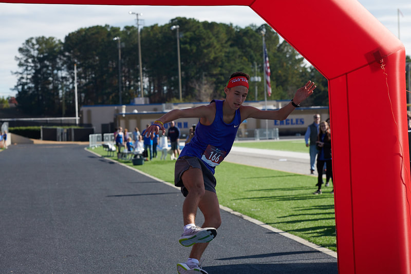 LoveLikeReed 5K race photo