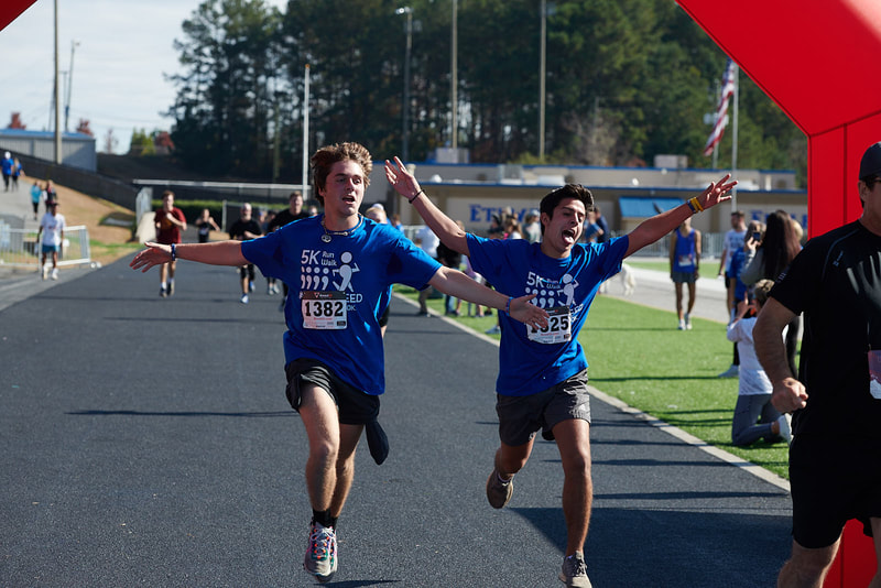 LoveLikeReed 5K race photo