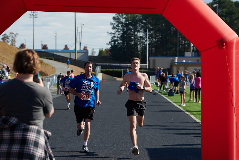 LoveLikeReed 5K race photo