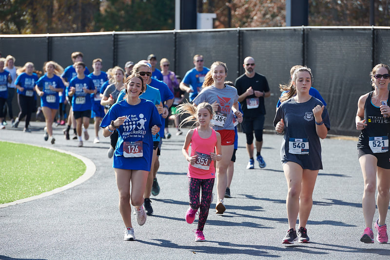 LoveLikeReed 5K race photo